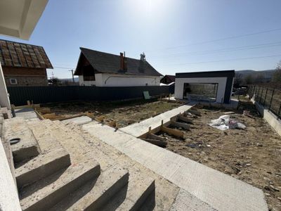 Casă cu 4 camere de vânzare în Exterior Sud, Curtea de Argeș – fotografia 5 din 7