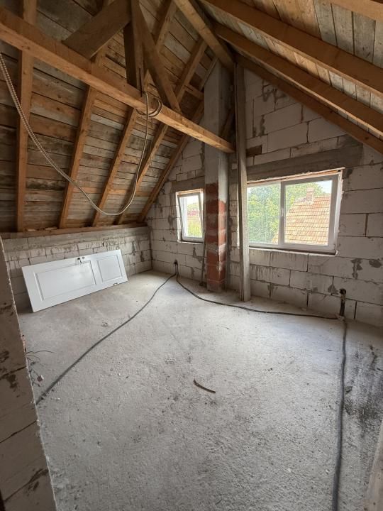 Casă cu 4 camere de vânzare în Sannicoara – fotografia 10 din 18