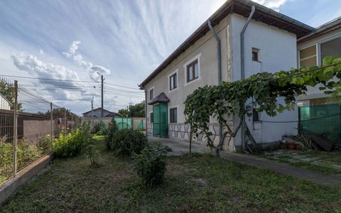 Casă cu 3 camere de vânzare în Central, Tartasesti