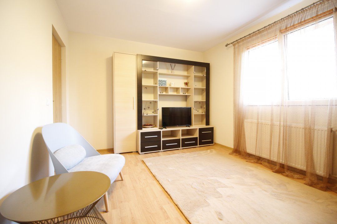 Garsonieră cu 1 cameră de închiriat în Tei, București – fotografia 3 din 11