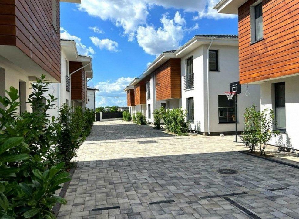 Casă cu 4 camere de vânzare în Central, Otopeni – fotografia 7 din 18