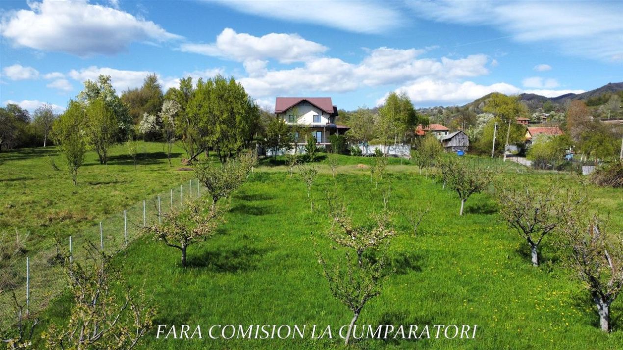 Casă cu 6 camere de vânzare în Berislavesti – fotografia 37 din 41