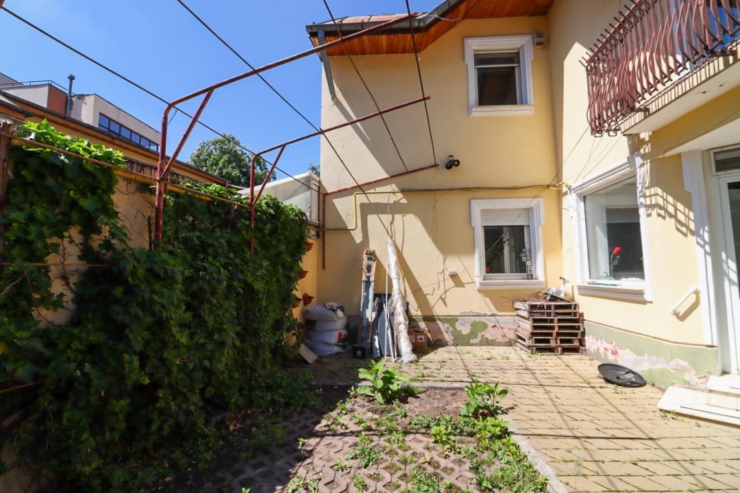Casă cu 9 camere de închiriat în Tei, București – fotografia 22 din 22