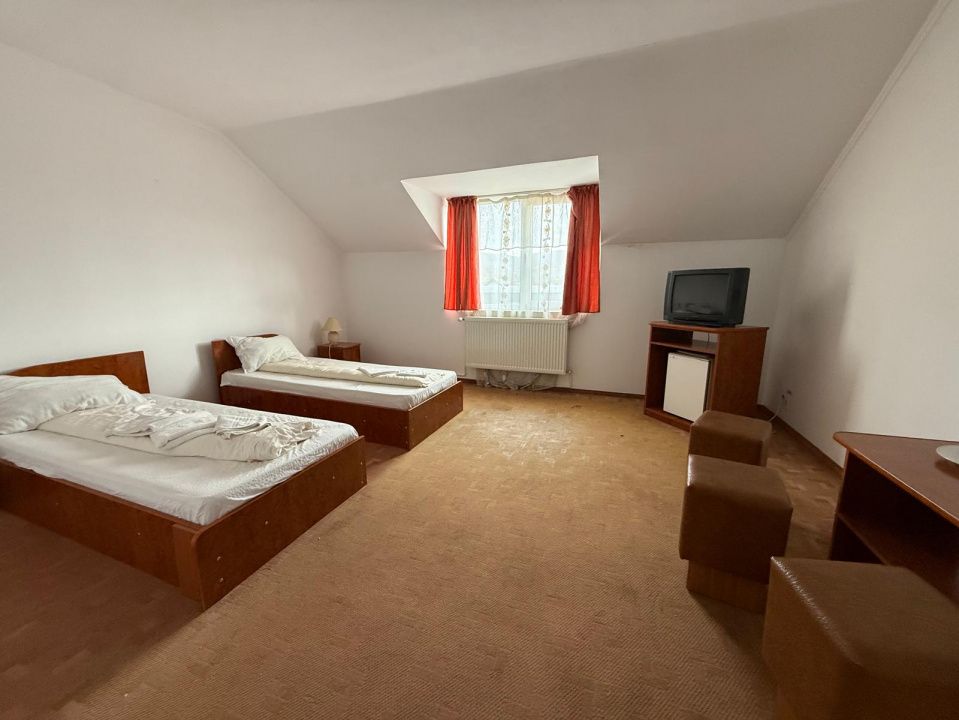 Hotel / pensiune cu 25 camere de vânzare în Sighetu Marmației – fotografia 40 din 51