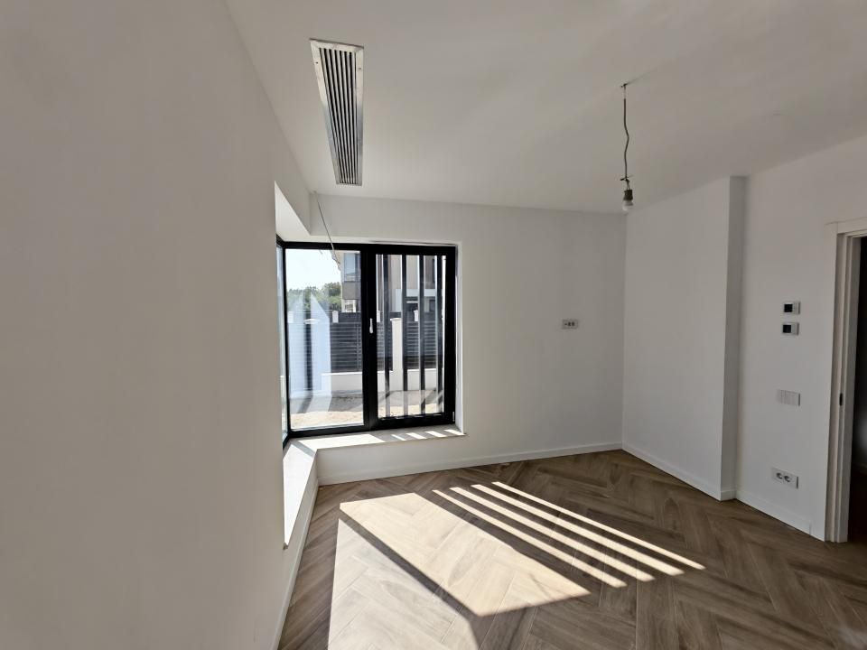 Casă cu 5 camere de vânzare în Tunari – fotografia 36 din 36