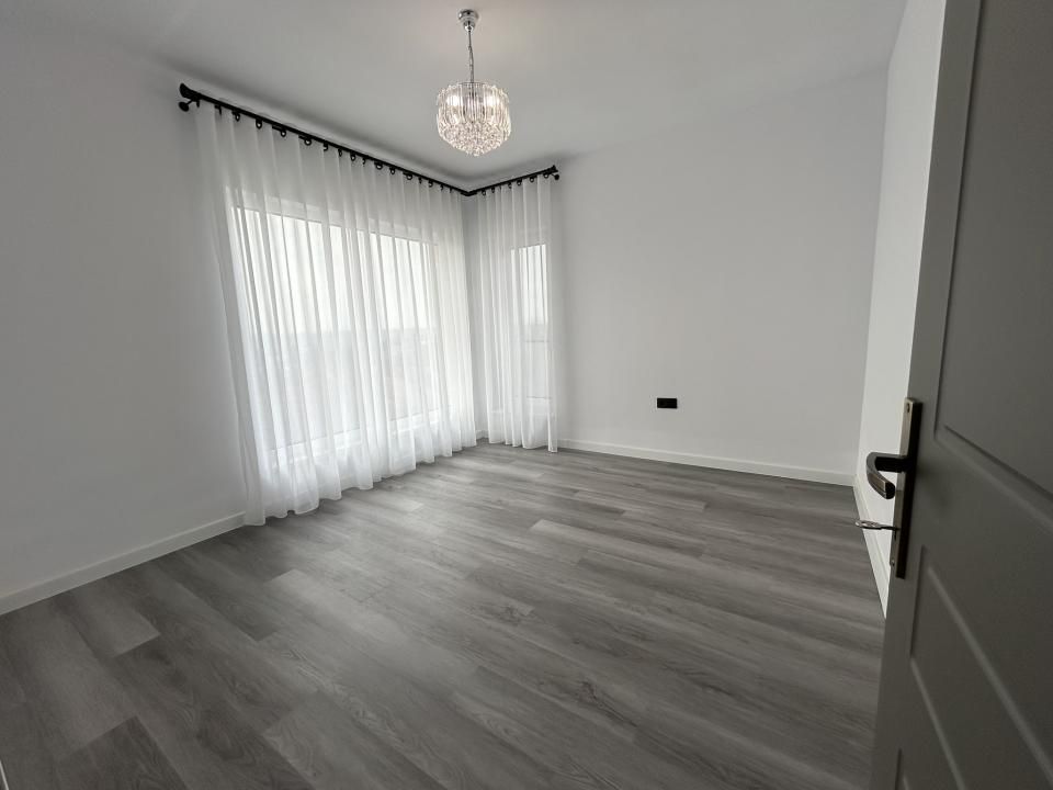Casă cu 5 camere de vânzare în Bucium, Iași – fotografia 11 din 17