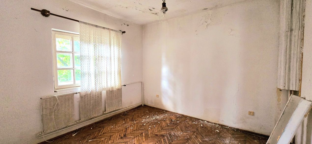 Casă cu 14 camere de vânzare în Costinesti – fotografia 9 din 16