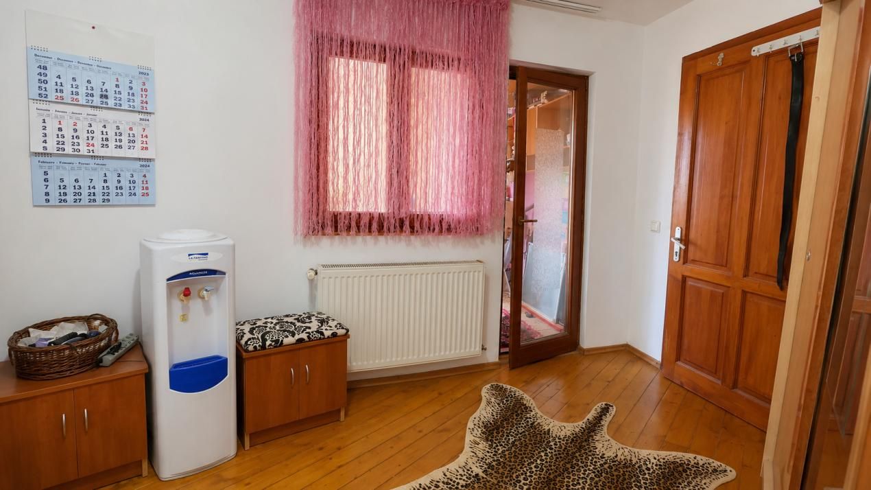 Casă cu 7 camere de vânzare în Pieptanari, București – fotografia 39 din 60