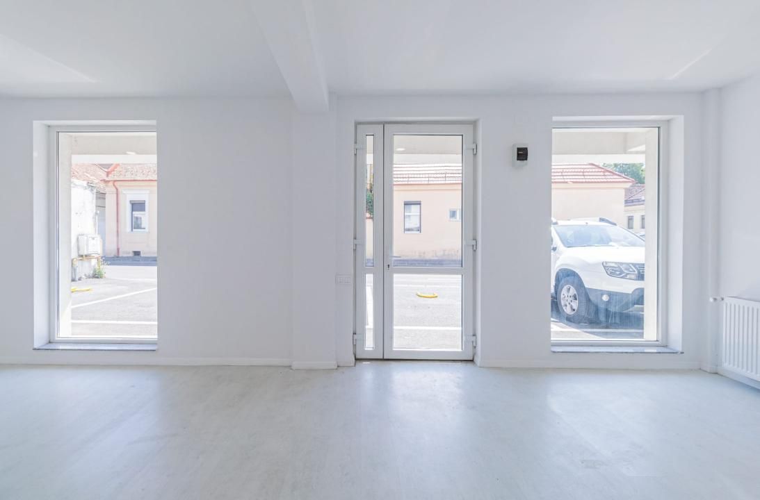 Spațiu comercial cu 2 camere de închiriat în Brasovul Vechi, Brașov – fotografia 4 din 8