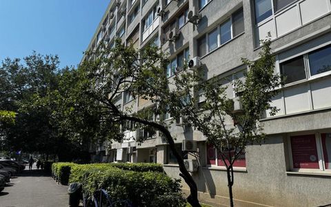 Apartament cu 2 camere de vânzare în Unirii, București