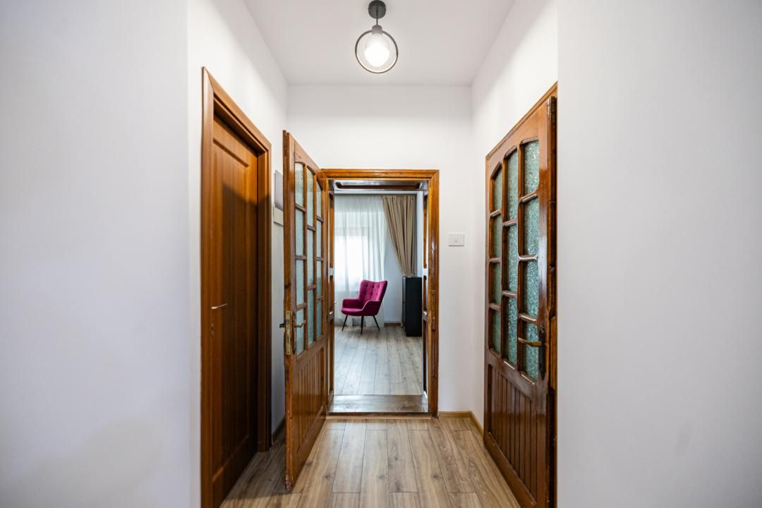 Casă cu 4 camere de vânzare în Central, Dumbrăvița – fotografia 8 din 40