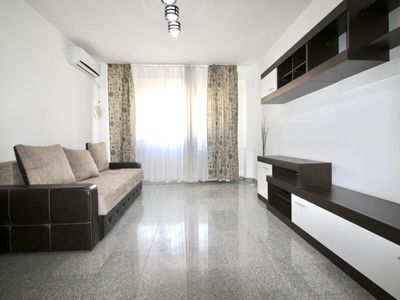 Apartament cu 2 camere de închiriat în Universitate, București – fotografia 3 din 26