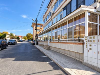 Apartament cu 3 camere de vânzare în Eforie Nord – fotografia 2 din 18