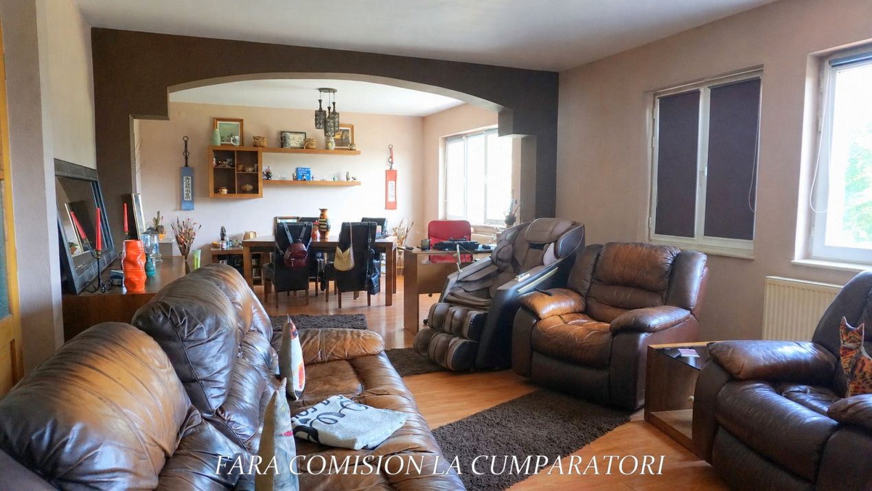 Casă cu 6 camere de vânzare în Central, Pausesti-Maglasi – fotografia 6 din 28