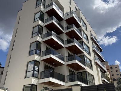 Apartament cu 3 camere de vânzare în Ștefan cel Mare, București – fotografia 3 din 18