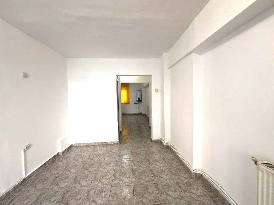Spațiu comercial cu 2 camere de închiriat în Cetate, Alba Iulia – fotografia 20 din 25