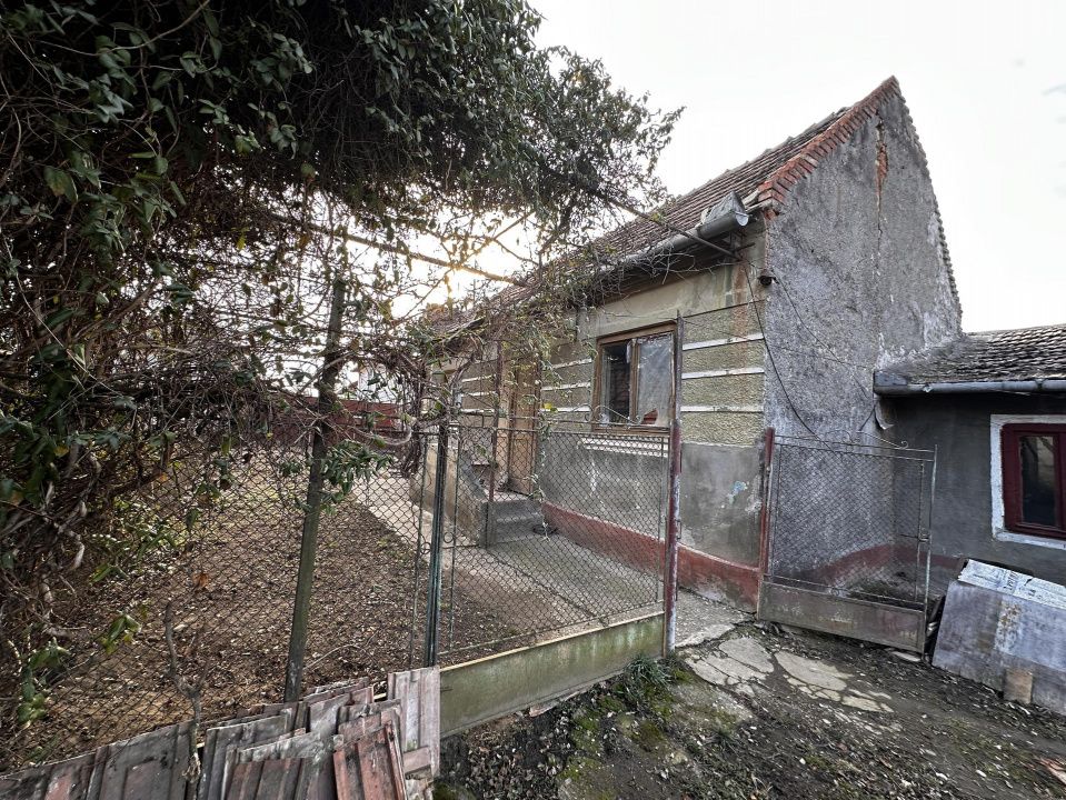 Casă cu 3 camere de vânzare în Barabant, Alba Iulia – fotografia 8 din 12