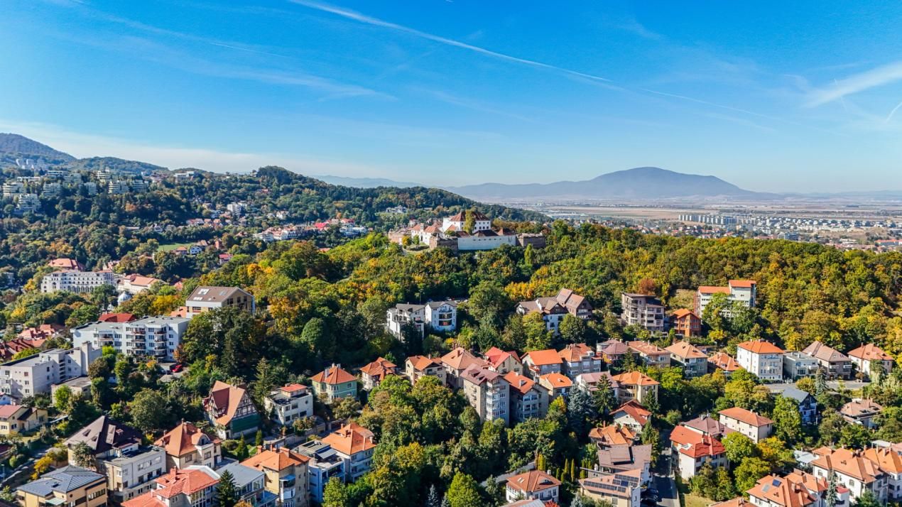 Apartament cu 2 camere de vânzare în Centrul Istoric, Brașov – fotografia 15 din 19