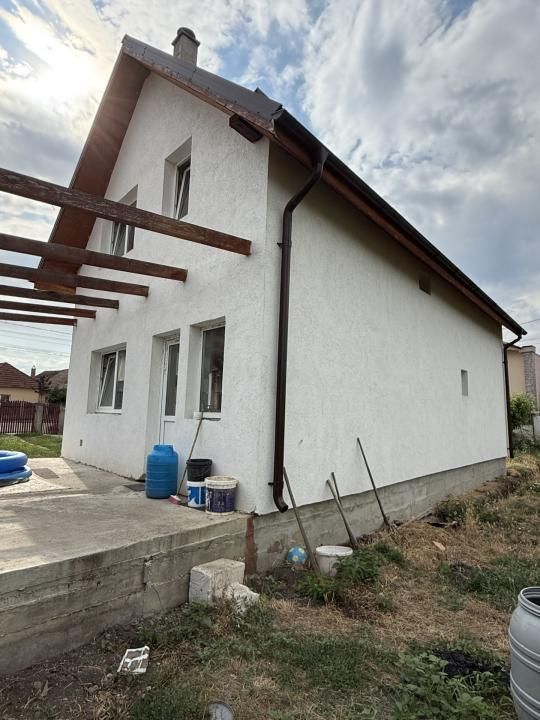 Casă cu 4 camere de vânzare în Sannicoara – fotografia 2 din 18