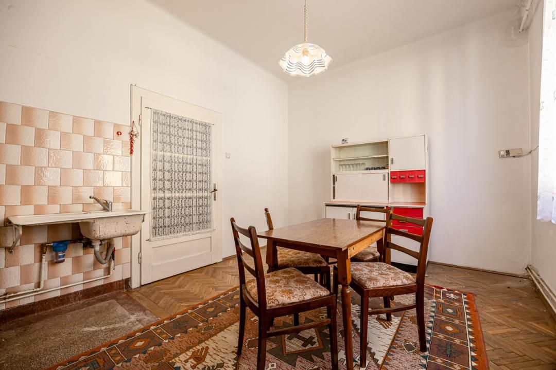 Apartament cu 2 camere de vânzare în Centrul Istoric, Brașov – fotografia 7 din 19
