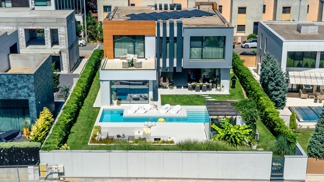 Casă cu 5 camere de vânzare în Tomis Plus, Constanța – fotografia 1 din 33