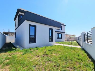 Casă cu 4 camere de vânzare în Năvodari – fotografia 2 din 21