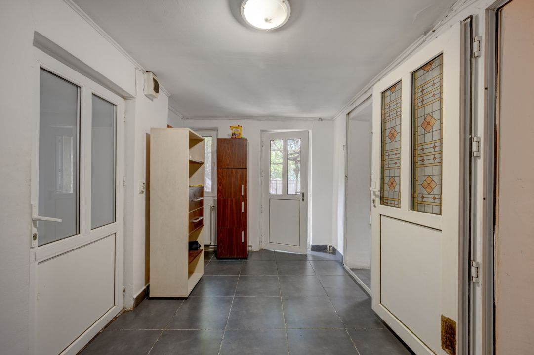 Casă cu 4 camere de vânzare în Rahova, București – fotografia 4 din 33