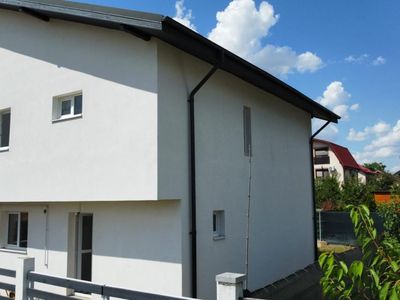 Casă cu 3 camere de vânzare în Sud, Berceni – fotografia 2 din 12