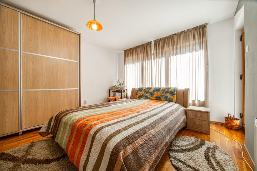 Casă cu 7 camere de vânzare în Simeria, Sfântu Gheorghe – fotografia 6 din 21