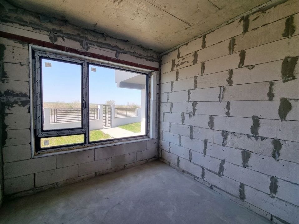 Casă cu 4 camere de vânzare în Năvodari – fotografia 9 din 21