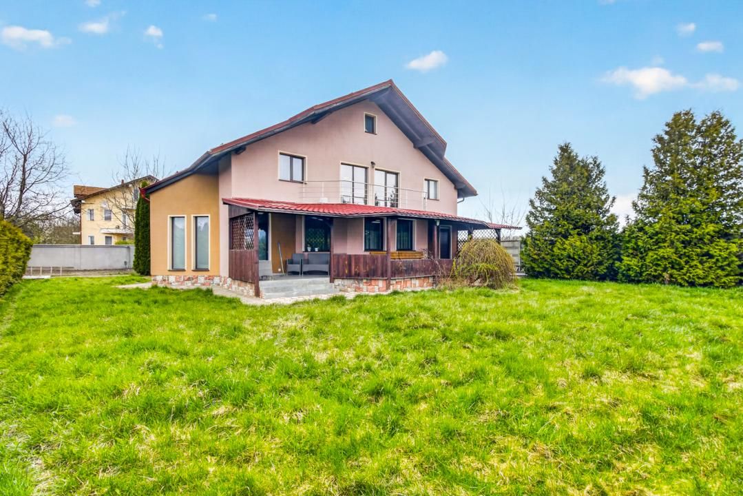 Casă cu 6 camere de închiriat în Stupini, Brașov – fotografia 1 din 26