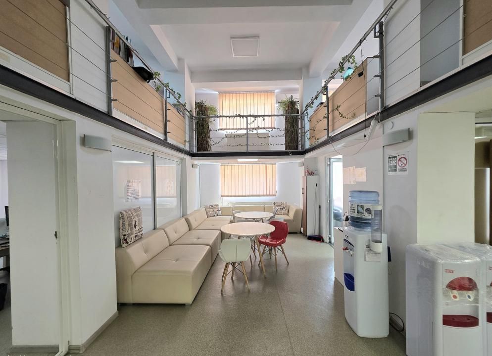 Spațiu comercial cu 8 camere de închiriat în Natiunile Unite, București – fotografia 2 din 17