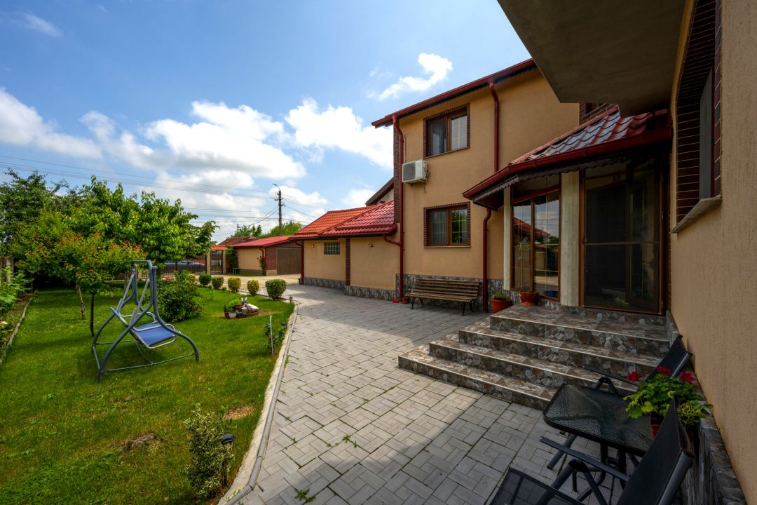 Casă cu 6 camere de vânzare în Afumați – fotografia 2 din 19
