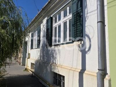 Casă cu 2 camere de vânzare în Petresti – fotografia 3 din 16