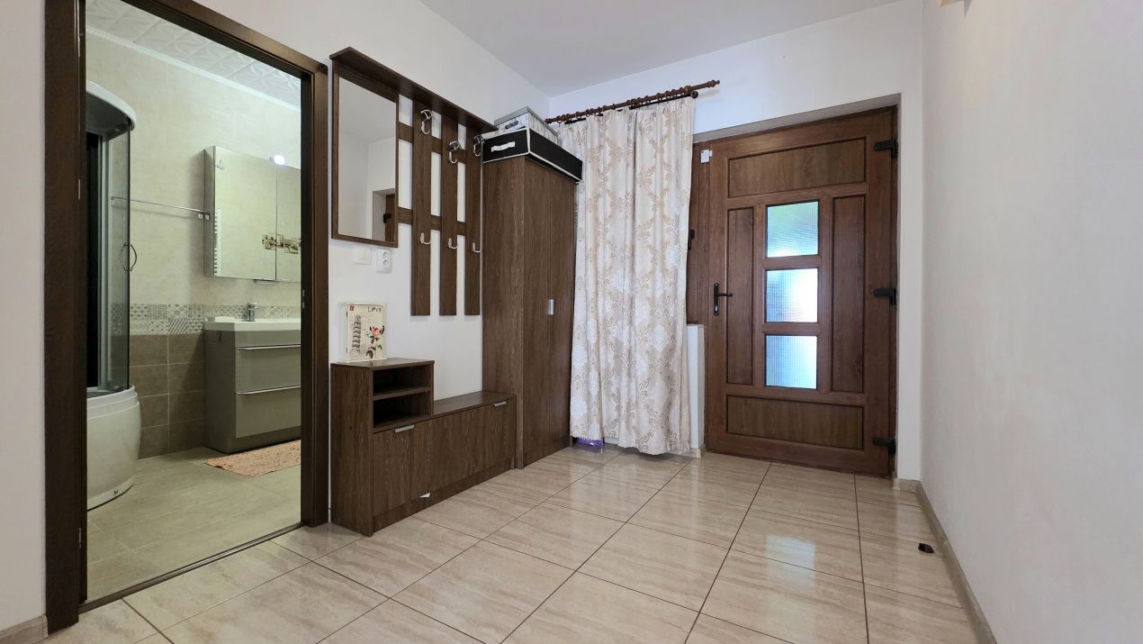 Casă cu 4 camere de vânzare în Lazu – fotografia 19 din 26