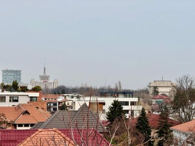 Apartament cu 4 camere de vânzare în Aviatorilor, București – fotografia 2 din 30